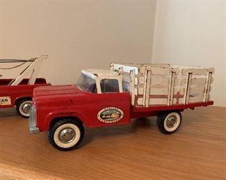 NY-LINT Happy Acres Metal Toy Truck