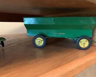 Vintage Metal Toy JOHN DEERE Tractor Accessories