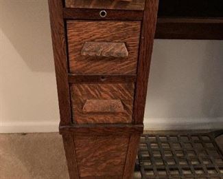 Antique White Rotary Sewing Machine Table