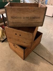Antique Roberts Dairy Wood Milk Crate