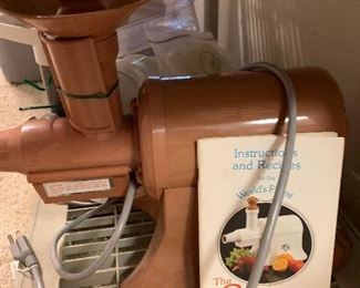 Large juicer