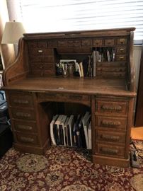 ANTIQUE OAK ( QUARTER SAWN) FANCY ROLL TOP DESK, IN GREAT ORIGINAL CONDITION.