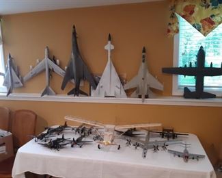 Model airplanes