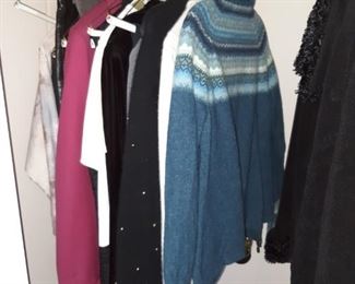 Women's clothing size 10 to 14