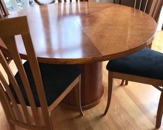 ROUND DINING TABLE WITH 5 CHAIRS