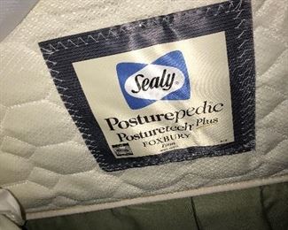 QUEEN SIZE MATTRESS