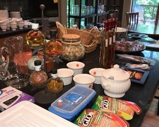 KITCHENWARE