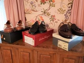 Men's shoes, mostly size 10