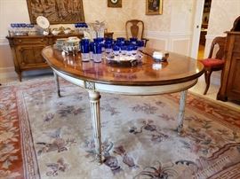 Kargas Furniture Co. oval dining table with banded mahogany top, 3 leaves and pads