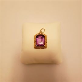 14k yellow gold framed large amethyst with five small pearls pendant