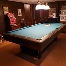 Frederick Willys vintage pool table with black Naugahyde trimmed legs