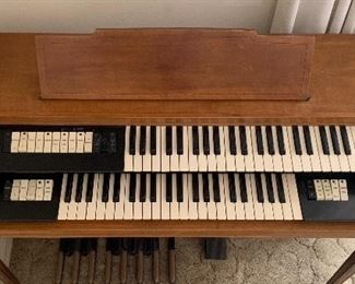 CONN vintage Tube Organ 34x47x22inH HxWxD