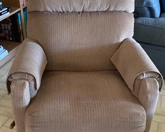 La-Z-Boy Recliner Chair 38x30x31in HxWxD