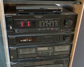 6 pc Sony Vintage Stereo System