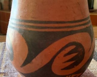 Native American Hopi Pottery Pot/Vase