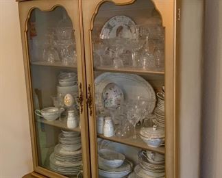 French Provincial China Cabinet 69x28x16in HxWxD