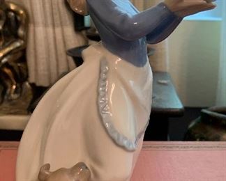 NAO Lladro Puppy’s Birthday