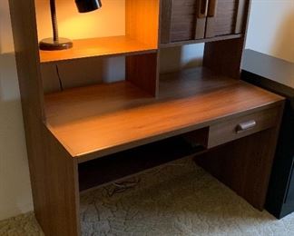 Oak Student DESK 50x43x24in HxWxD