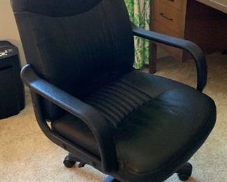 Office Chair 42x26x24in HxWxD