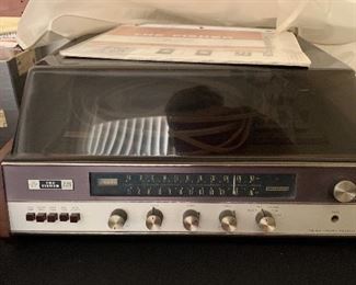 Fisher 125 Vintage Stereo/Record Player