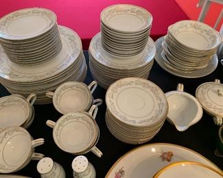 99+ pc Noritake Stanwyck China Set