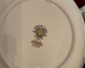 99+ pc Noritake Stanwyck China Set