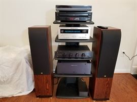 Audio music stereo system bundle; speakers, tuner, 5 disc CD player , record player, tuner          https://ctbids.com/#!/description/share/146098