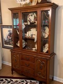 Beautiful China Cabinet 