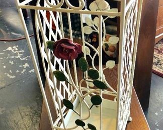 Metal Rose Umbrella Stand 