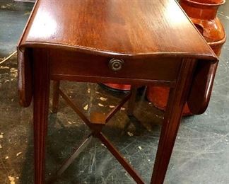 Side View of the Antique Drop Leaf Table
