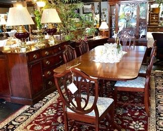 c.1960's Mahogany, BEAUTIFUL Dining Room Set, with table, 6 chairs, buffet, and china cabinet