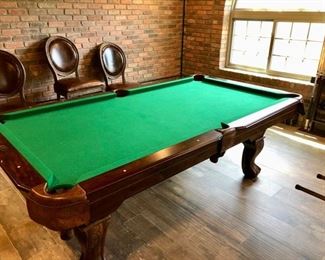 Smaller pool table 6'-7'