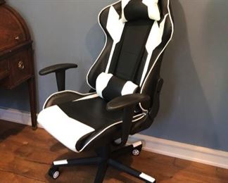 Gaming chair