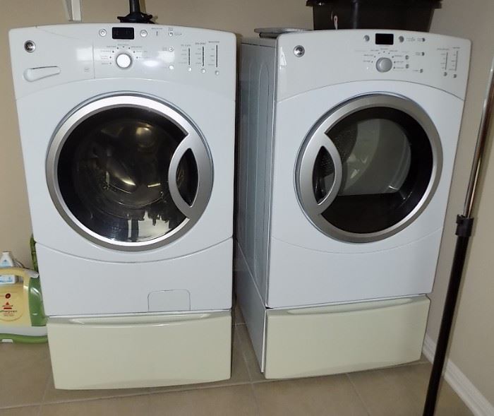 Front Loader Washer and Dryer on Pedastals