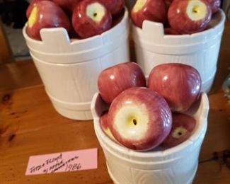 1986 Fitz and Floyd apple canister set