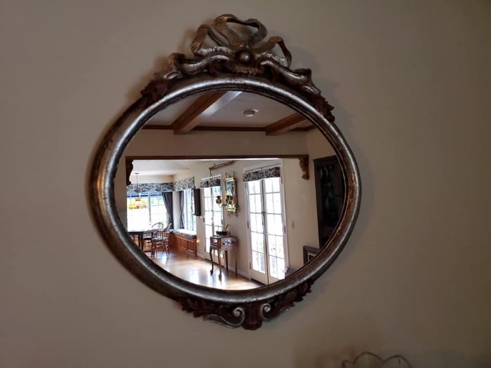 Decorator mirror