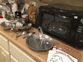 Microwave, heavy aluminum servers.