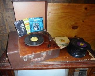 45's Vintage Old Phonograph 