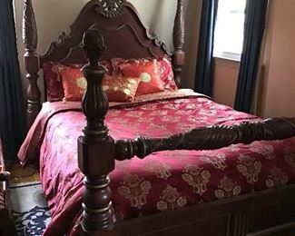 Carved queen size four poster bed, Sarouk design handmade 9’x12’ carpet