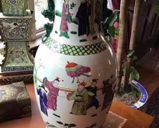 Large Chinese vase, not signed