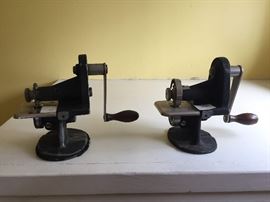 1920’s era Singer pinking device 
