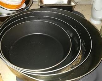 Kitchen Misc Pots & Pans