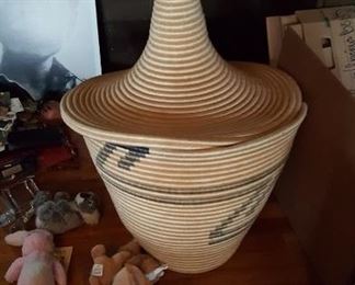 Covered Basket LARGE
