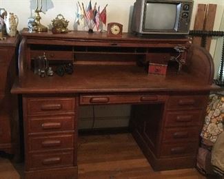 Antique oak roll top desk