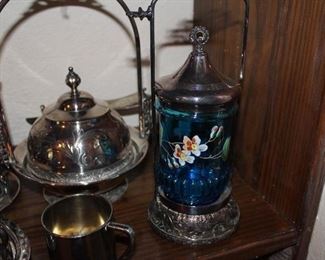 butter server and pickle castor