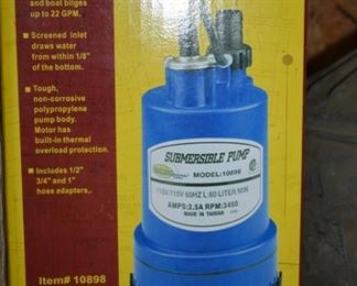 Northern Industrial Submersible Pump model 10898