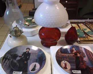 Gone with the Wind collector plates and oil lamps