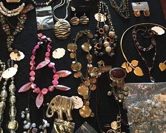 Over 400 Pieces Of Jewelry
Mostly Sterling Silver or Designer
Over 200 Pairs of Earrings, Mostly
Sterling Silver & Designer)
Over 100 Necklaces
Several Sterling Rings
Over 100 Bracelets
(Mostly Sterling Silver)