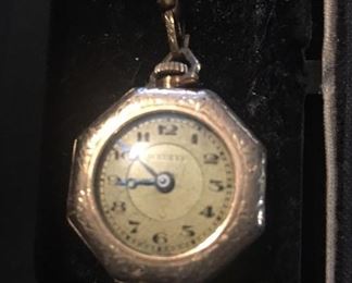 10K Mauran Antique Ladies Watch
In Original Box Over 100 yrs Old