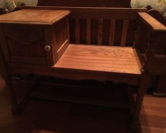 Sweet Oak Bench - Great at end of a bed or in mud room!